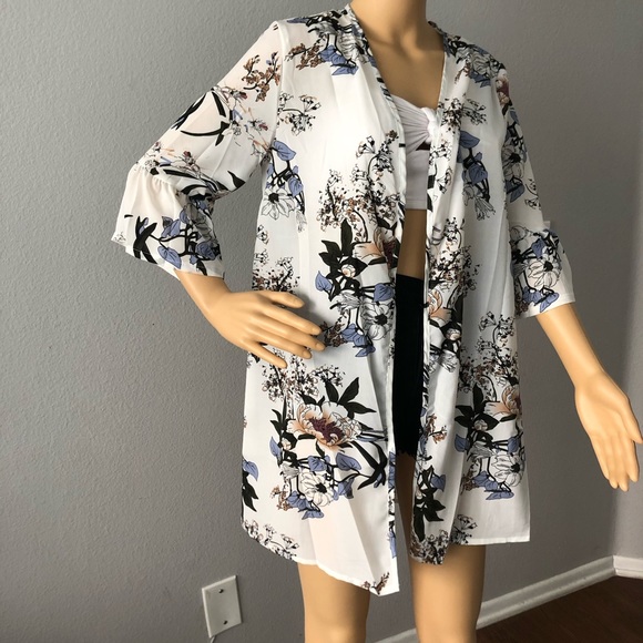 Kimono - Picture 2 of 4